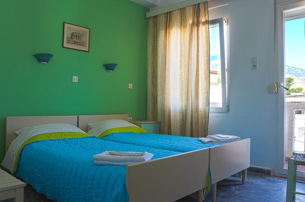 Mirtos Hotel Ruang foto